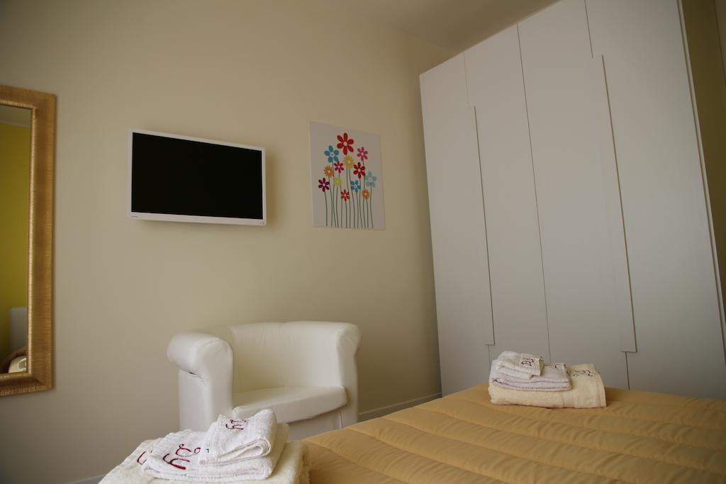 Domus Yenne Suites Cagliari Exterior photo