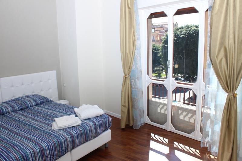 Domus Yenne Suites Cagliari Exterior photo